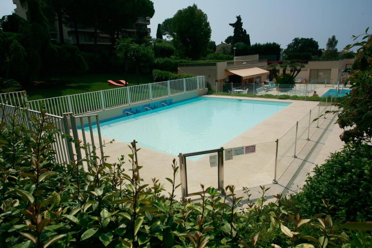 Magniolias - Residence Calme Avec Piscine, Tennis & Jardin Antibes Buitenkant foto